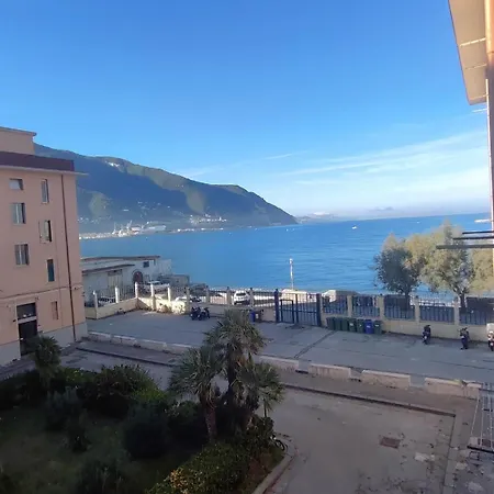 Mira Capri * Castellammare di Stabia